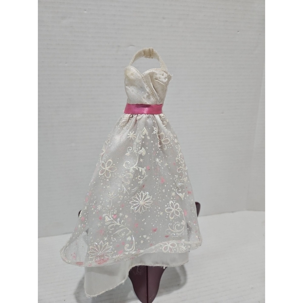 BARBIE WHITE WEDDING DRESS w/PINK ACCENTS